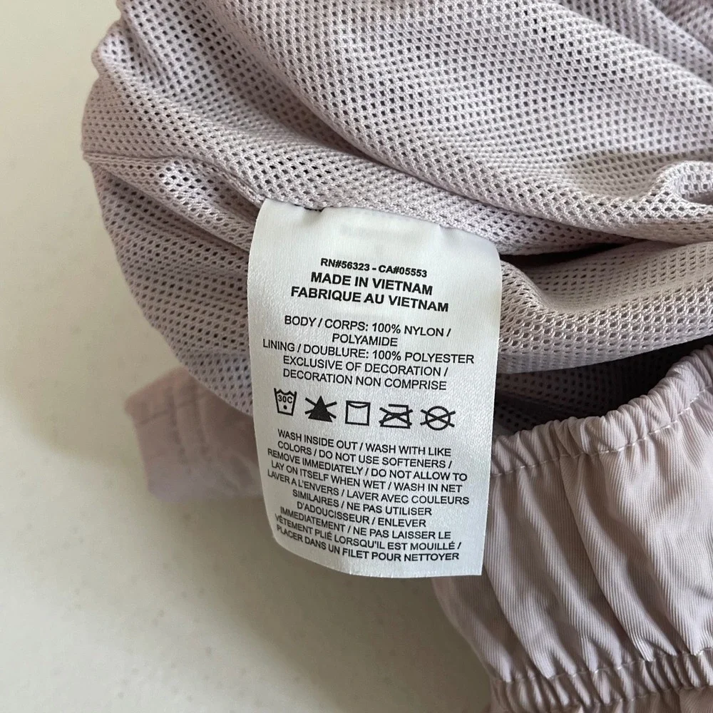Nike Sportswear Essential Woven Cargo Shorts S Pink Mauve‎ Utility Nylon Hiking